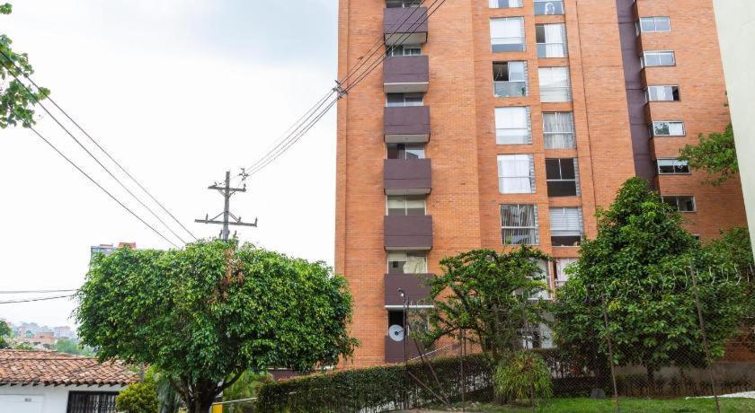 Edificio La Frontera Loft Apartment Medellin Bagian luar foto