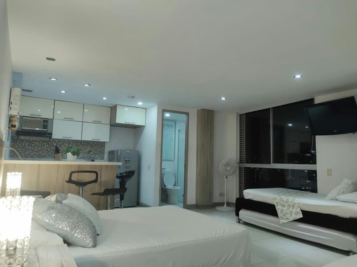 Edificio La Frontera Loft Apartment Medellin Bagian luar foto